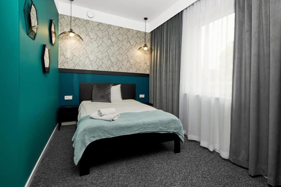 Hotel Prowincja Kamieniec Poznanskie ภายนอก รูปภาพ